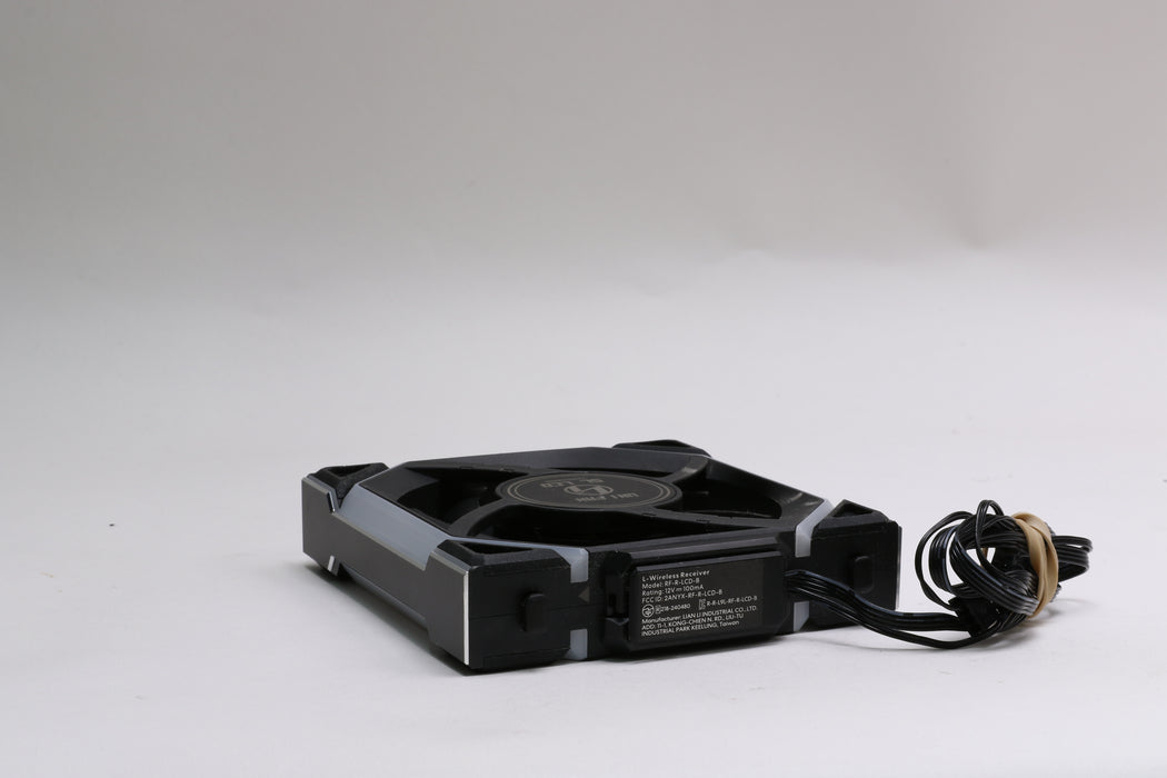 Lian Li Uni Fan SL LCD 120mm Fans 3x Pack — photo 3 of 5