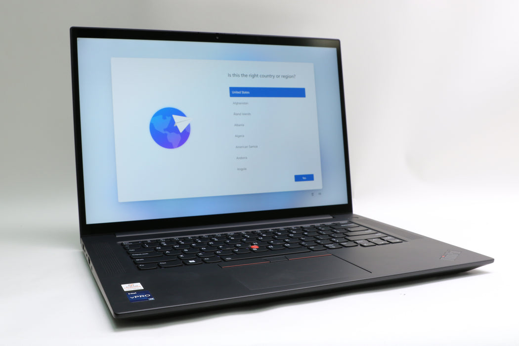 15.6" Lenovo ThinkPad P1 Gen 5, i7-12800H, 32GB, 1TB SSD, RTX A2000, 4K Touch!