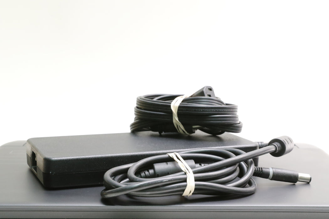 15" QHD Alienware m15 R7, i7-12700H, 16GB, 1TB SSD, RTX 3060, 100% Battery!