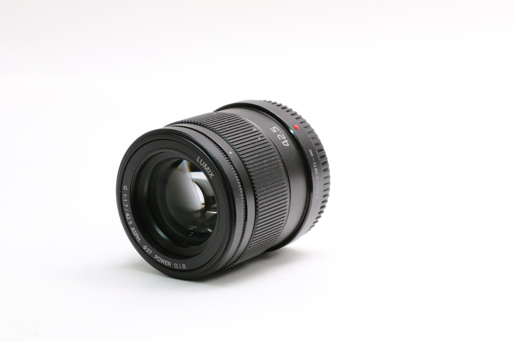 Panasonic Lumix G 42.5mm f/1.7 ASPH. Power O.I.S Lens w/ Caps!
