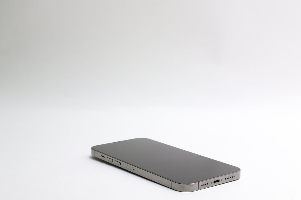 Apple iPhone 13 Pro Max, 128GB, Unlocked, Graphite, MLKL3LL/A — photo 8 of 13