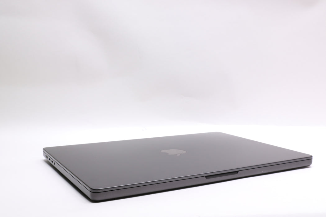 16" MacBook Pro, MGEA4LL/A, Apple M5 Pro, 24GB, 1TB SSD, 20C