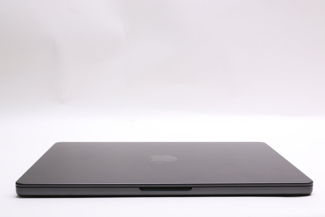 14" 2025 MacBook Pro, MDE34LL/A, Apple M5, 24GB, 1TB SSD, 10C