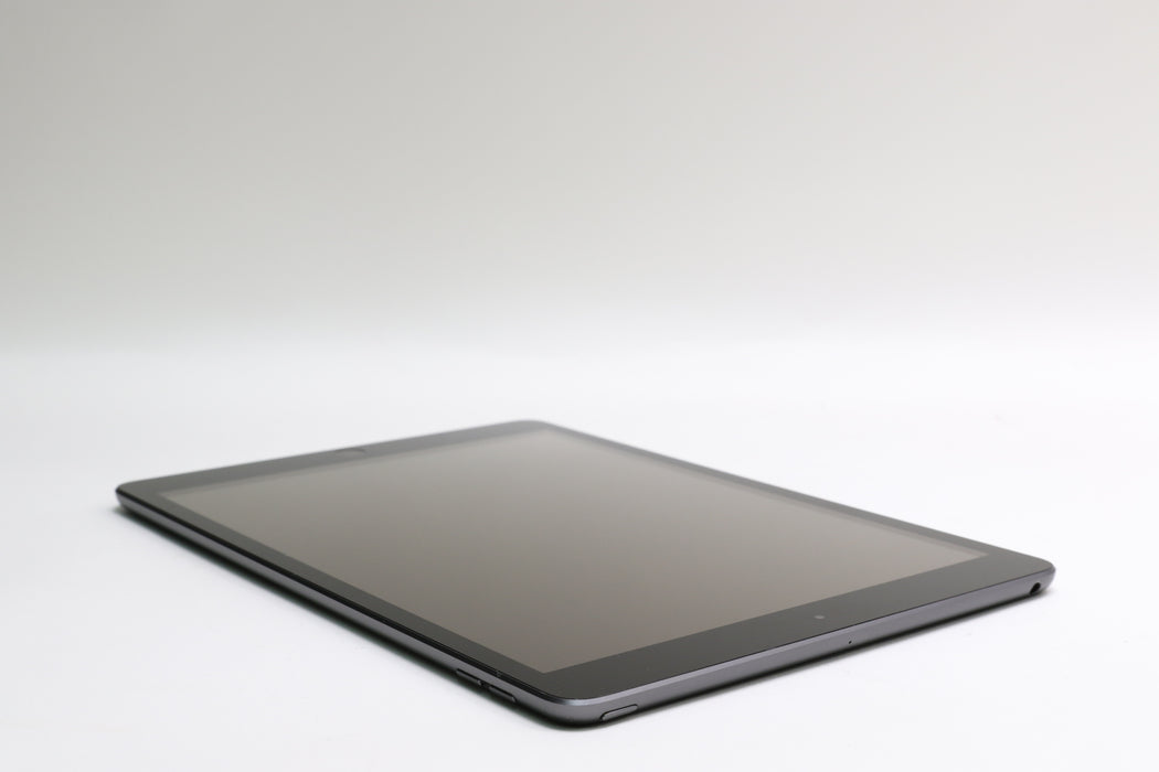 iPad 10.2" 7th Gen, 128GB, Wi-Fi, Space Gray, MW7P2LL/A