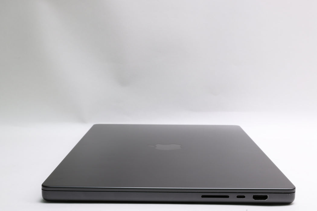 16" 2023, MacBook Pro, BTO, Apple M3 Max, 64GB, 1TB SSD, 40C — photo 6 of 13