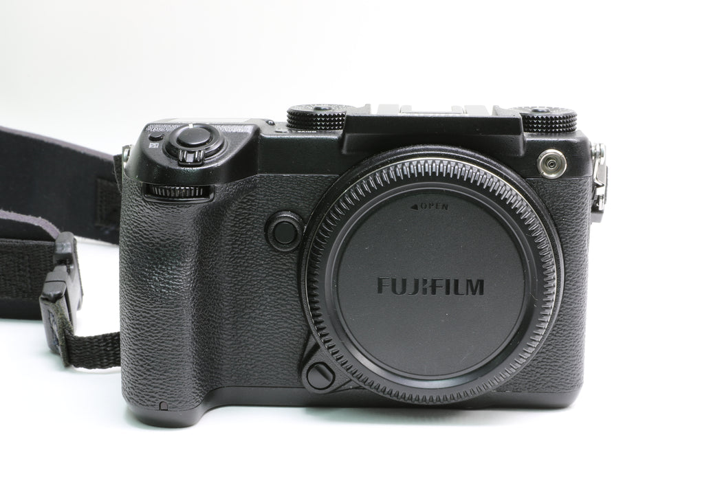 Fujifilm GFX 50S Camera w/ Fujifilm EVF-GFX1 Viewfinder