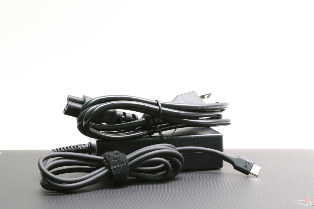 14" Lenovo Thinkpad X1 Carbon Gen 10, i7-1270P, 32GB, 512GB SSD