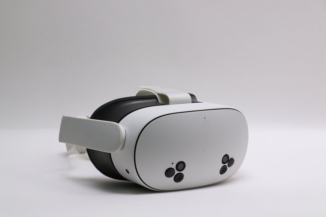 Meta Quest 3S 128GB VR Headset w/ Controllers