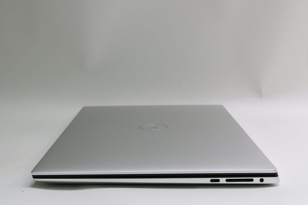 15.6" Dell XPS 15 9500, i7-10875H 2.30GHz, 32GB, 2TB SSD, Touchscreen