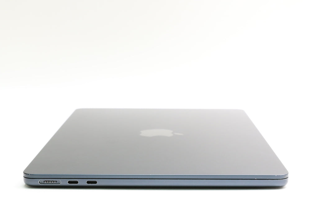 13.3" 2022, MacBook Air, MLY33LL/A, Apple M2, 8GB, 256GB SSD, 8C