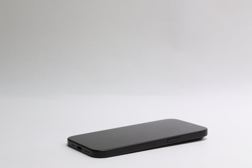 Apple iPhone 15, 128GB, Unlocked, Black, MTLV3LL/A — photo 10 of 13