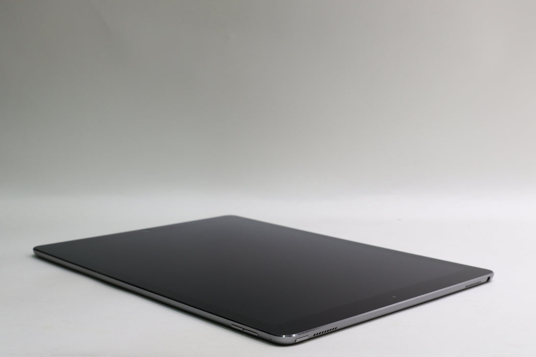 iPad Pro 12.9" 1st Gen, 256GB, Wi-Fi Only, Space Gray, NL0T2LL/A