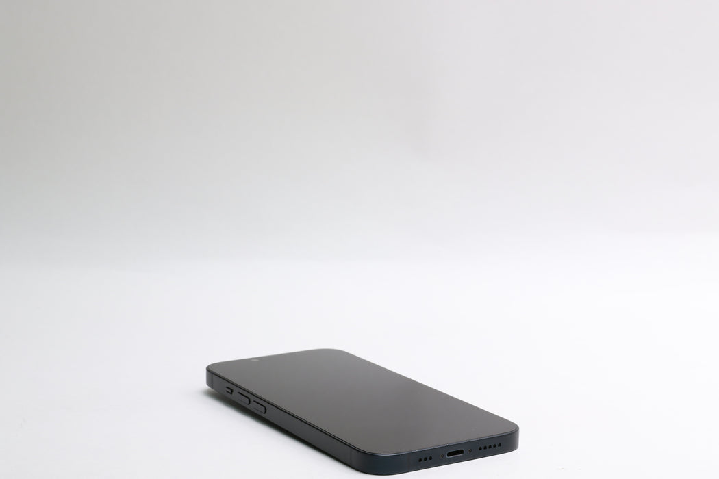 Apple iPhone 14, 128GB, Unlocked, Midnight, MPUA3LL/A — photo 8 of 13