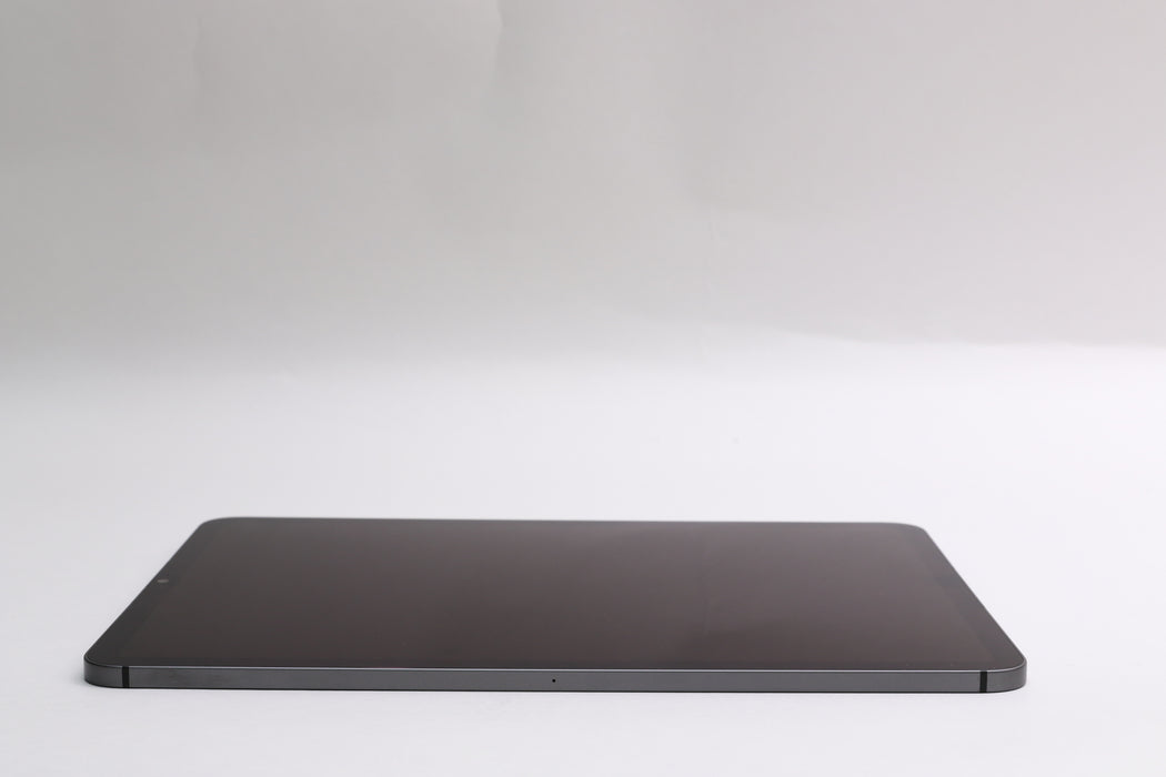 11" iPad Pro M1, 3rd Gen, 256GB, Unlocked, Space Gray, MHMV3LL/A