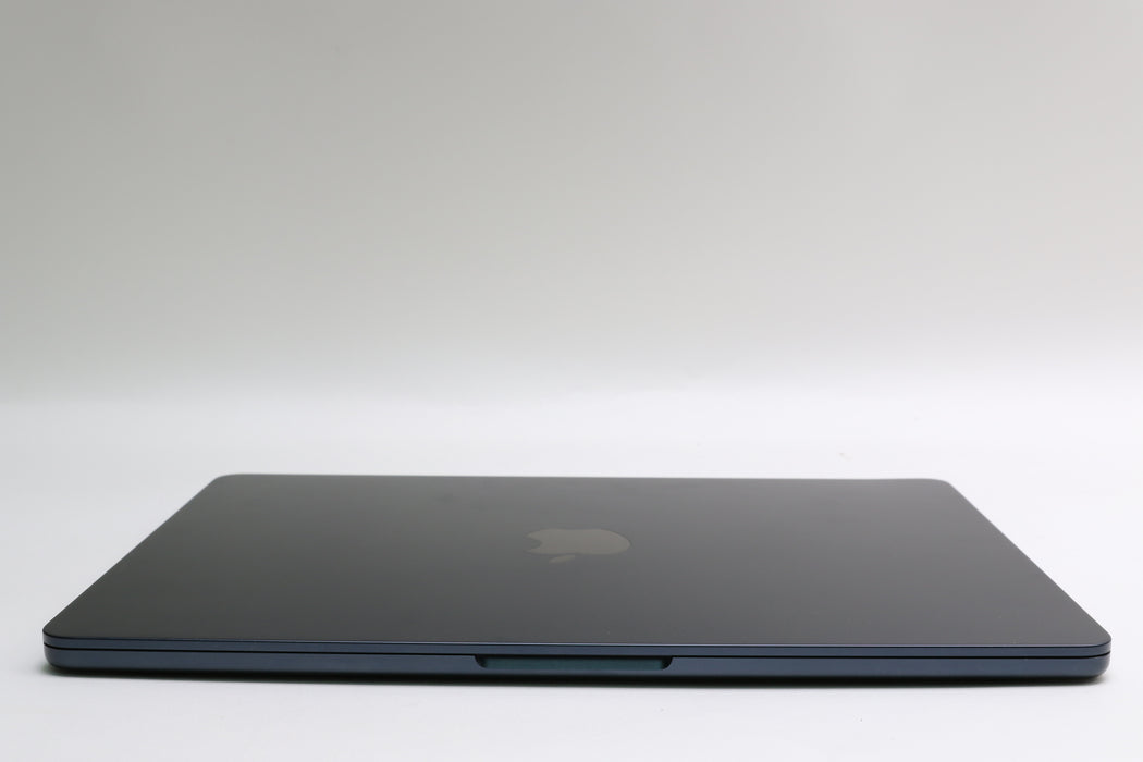 100% Battery! 13" 2022, Macbook Air, MC7X4LL/A, Apple M2, 16GB, 256GB SSD, 8C