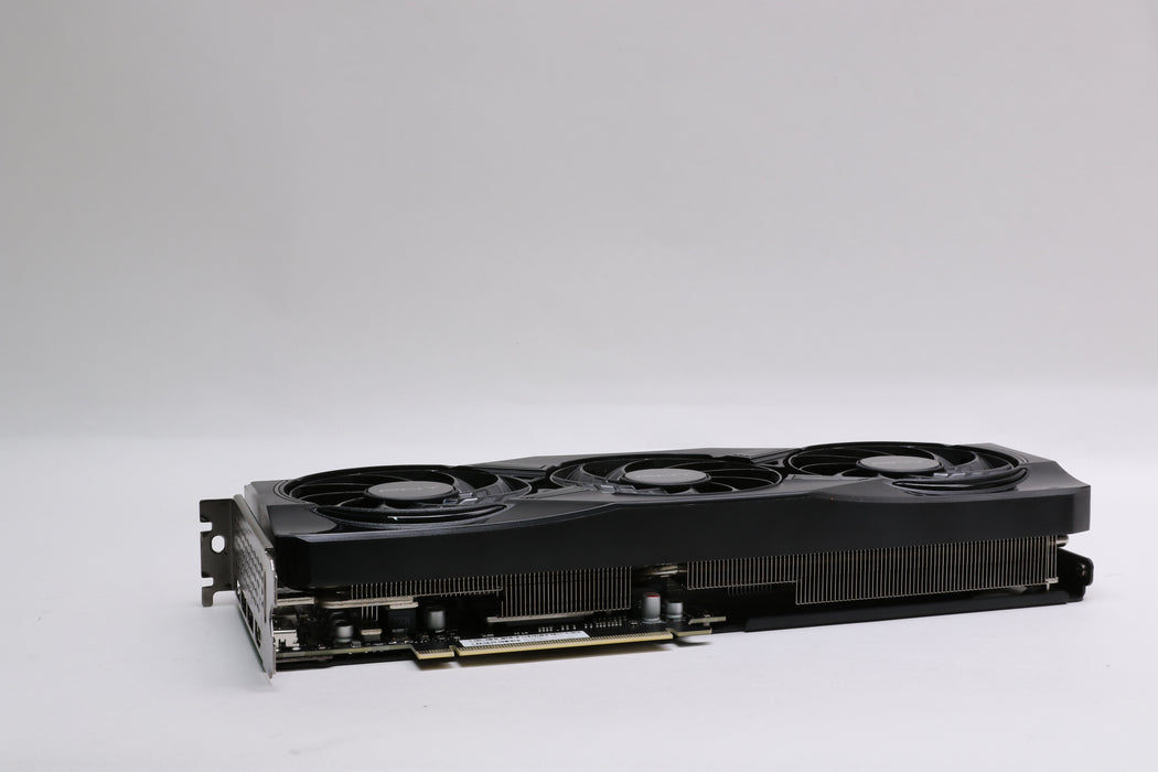 PNY GeForce RTX 5070 12GB GDDR7 — photo 3 of 7