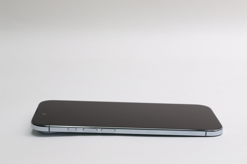 iPhone Air, 512GB, Unlocked, Sky Blue, MG1J4LL/A