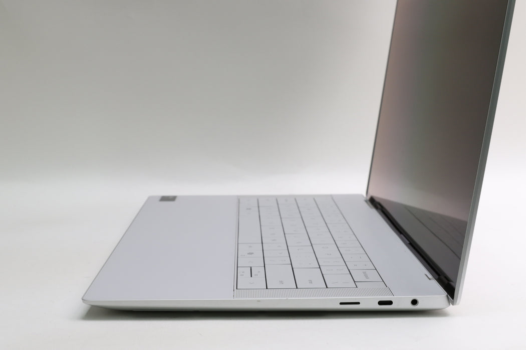 14" Dell Xps, Ultra 7 155H, 32GB, 1TB SSD, RTX 4050 Laptop GPU