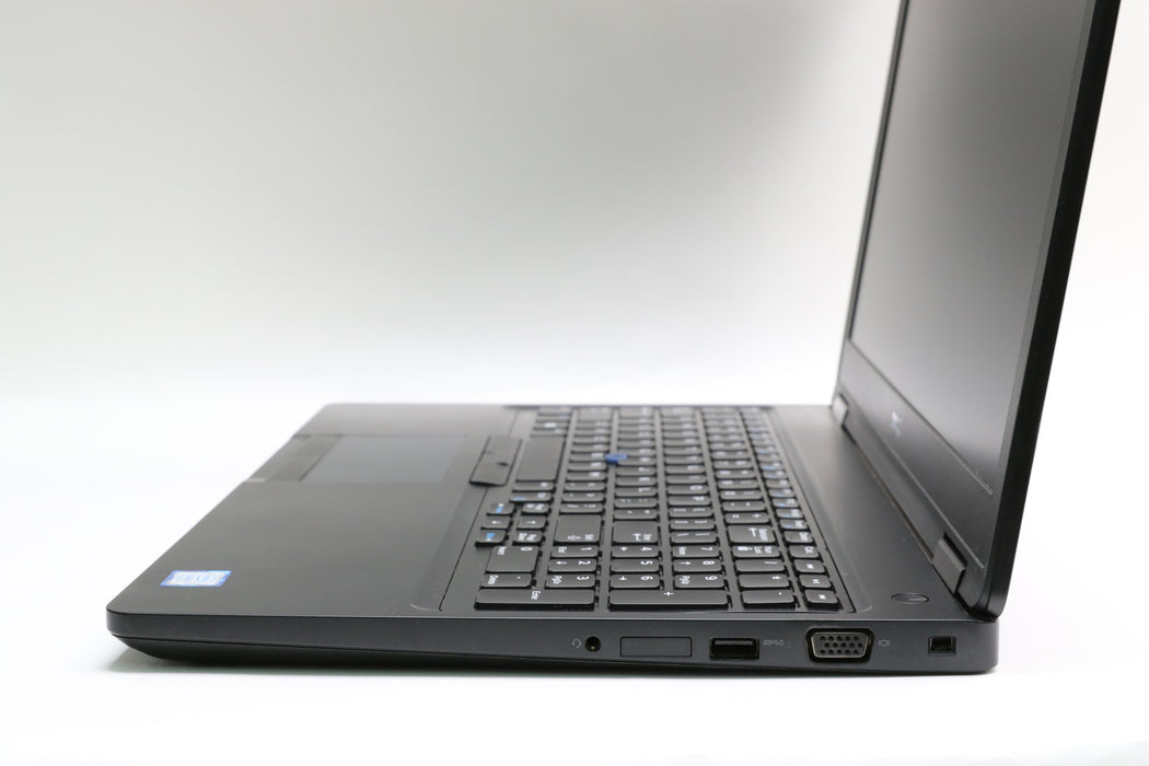 15.6" Dell, Precision 3520, i7-7700HQ 2.80GHz, 16GB, 256GB SSD, Quadro M620