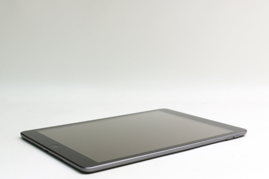 iPad 7th Gen, 128GB, Wi-Fi Only, Space Gray, MW772LL/A 10.2”