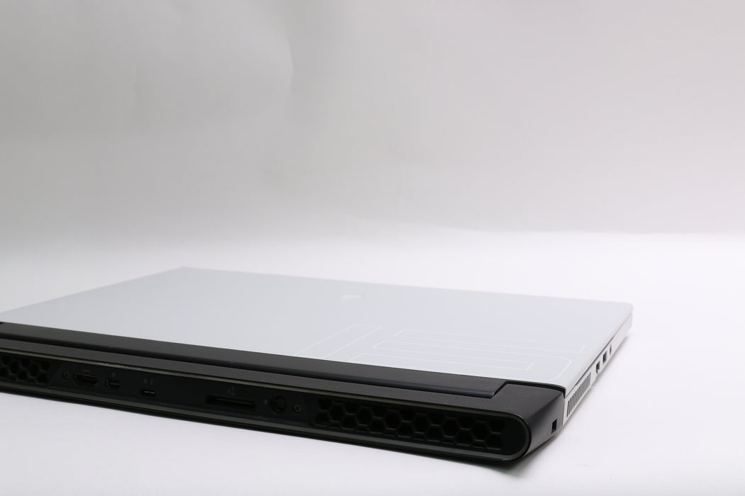 15" Alienware m15 R3 P87F, i7-10875H, 32GB, 512GB SSD, RTX 2070