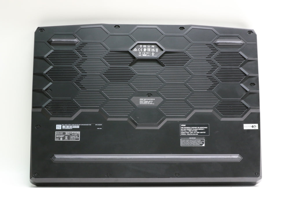17" MSI Raider Ge76 12ugs, i7-12700H, 32GB, 1TB SSD, RTX 3070 Ti, 100% Battery!