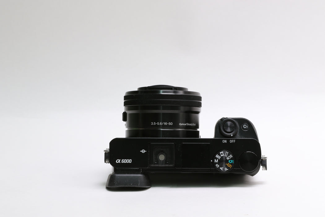 Sony Alpha a6000 Camera w/ E PZ 1-60mm f/3.5-5.6 OSS Lens, SC of 344! — photo 7 of 8