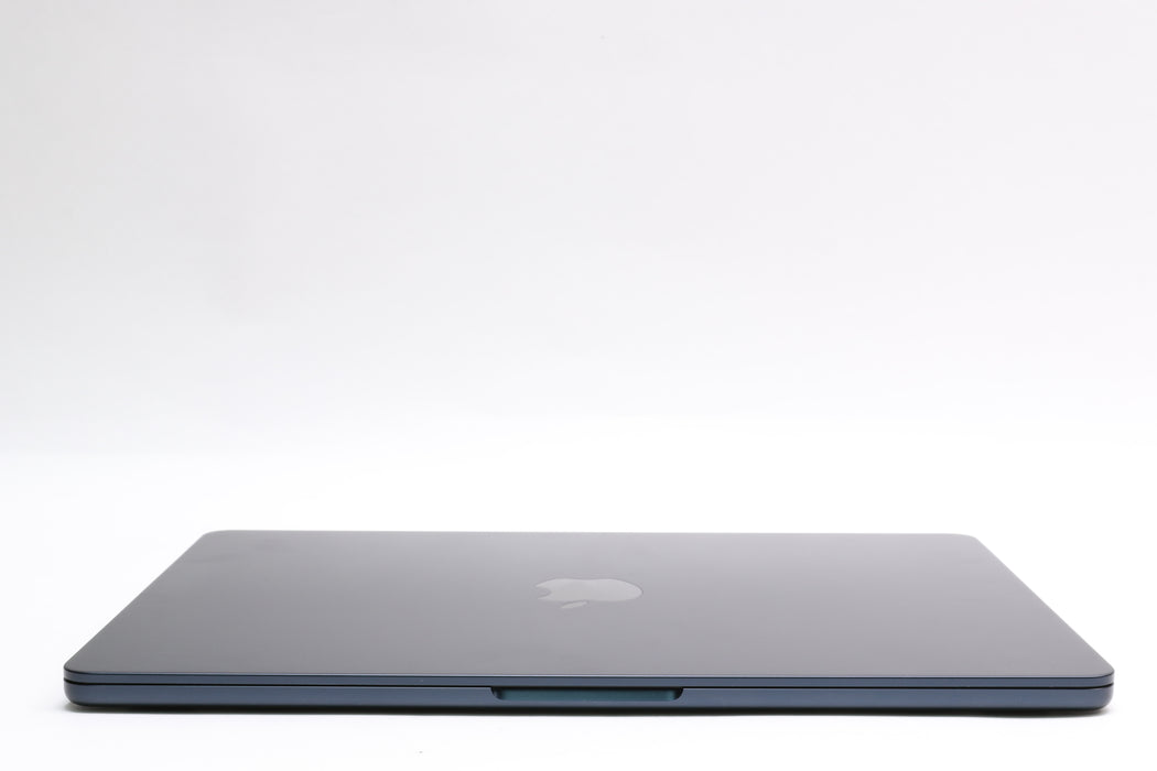 13" 2022, MacBook Air, MC7X4LL/A, Apple M2, 16GB, 256GB SSD, 8C, Only 8 Cycles! — photo 12 of 13