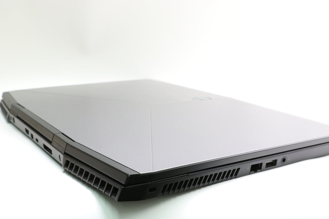 17.3" Alienware M17, i7-9750H, 16GB, 1TB HDD & 256GB SSD, RTX 2070 Max-Q