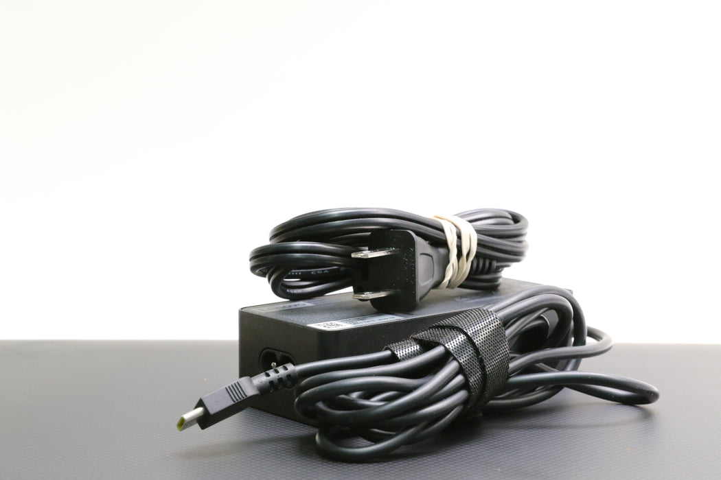 14" UHD+ Lenovo Thinkpad X1 Carbon Gen 9, i7-1185G7, 16GB, 1TB SSD