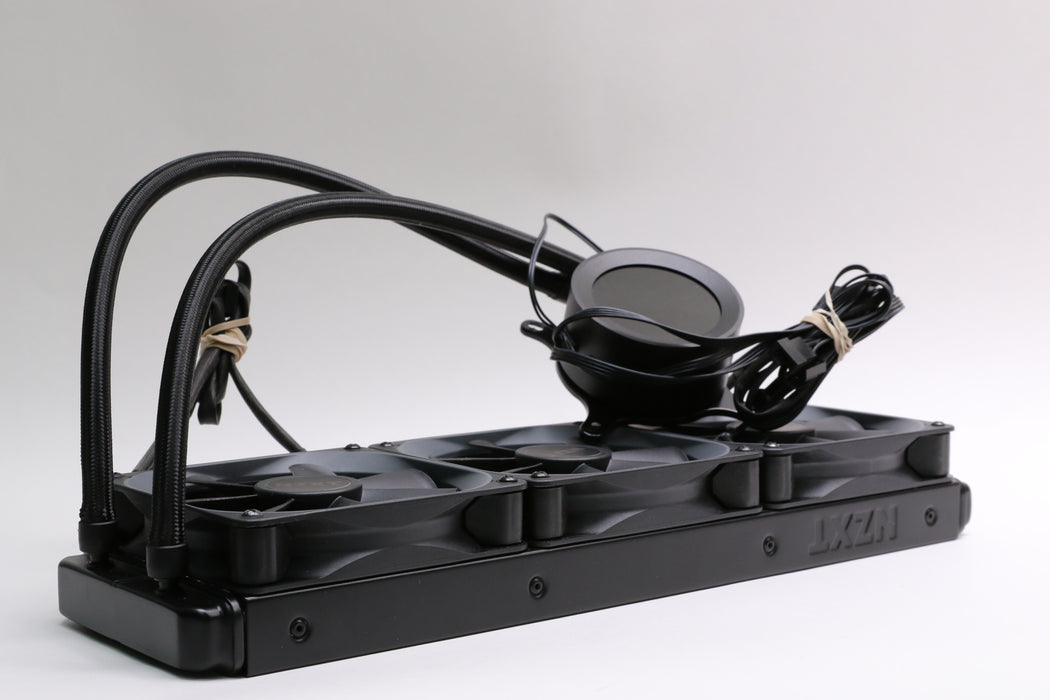 NZXT Kraken Z73 360mm AIO Liquid Cooler w/ Intel LGA 1700 Mount