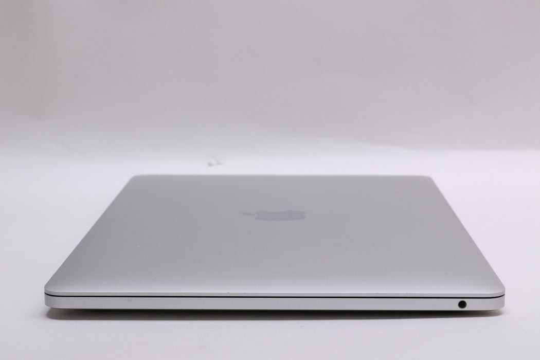 13" QHD+ 2022, MacBook Pro, MNEP3LL/A, Apple M2, 8GB, 256GB SSD,10C