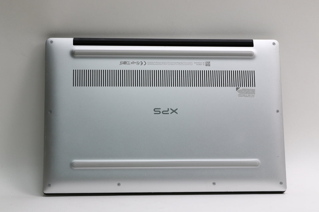 100%BATT 13" 4K UHD Dell XPS 13 7390, i7-10710U, 16GB, 1TB SSD, Touchscreen