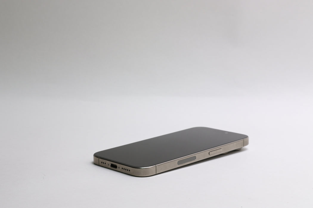 Apple iPhone 15 Pro, 1TB, Unlocked, Natural Titanium, MTU53LL/A — photo 10 of 12
