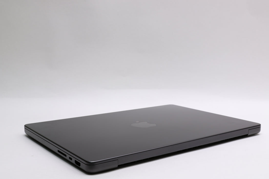 14" 2026, MacBook Pro, MGDR4LL/A, Apple M5 Pro, 24GB, 1TB SSD, 16C — photo 7 of 13