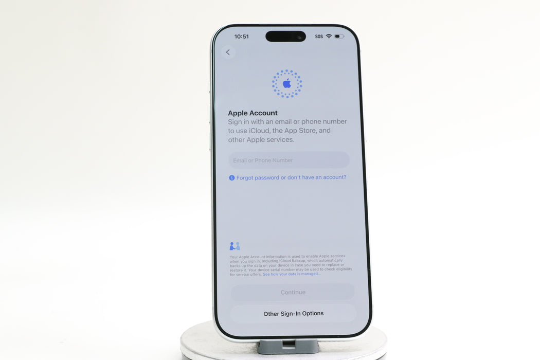 iPhone 17 Pro Max, 1TB, Unlocked, Silver, MFXN4LL/A w/ Apple Case