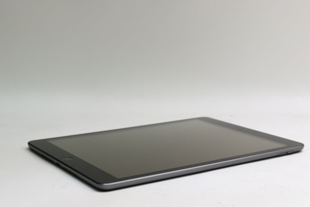 iPad 7th Gen, 128GB, Wi-Fi Only, Space Gray, MW772LL/A 10.2”