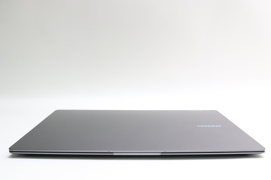 100% BATT 16" Samsung Galaxy Book5 Pro 360, Ultra 7 256V, 16GB, 1TB, OLED Touch!