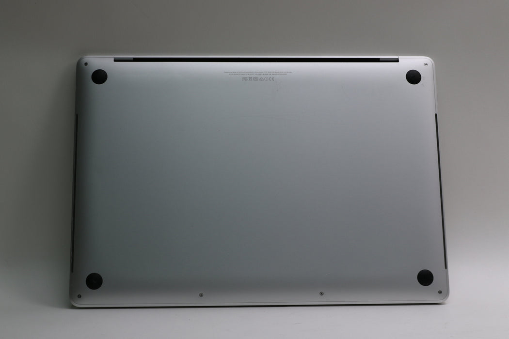 15" 2017, MacBook Pro, MPTU2LL/A, i7-7700HQ, 16GB, 256GB SSD, Radeon Pro 555