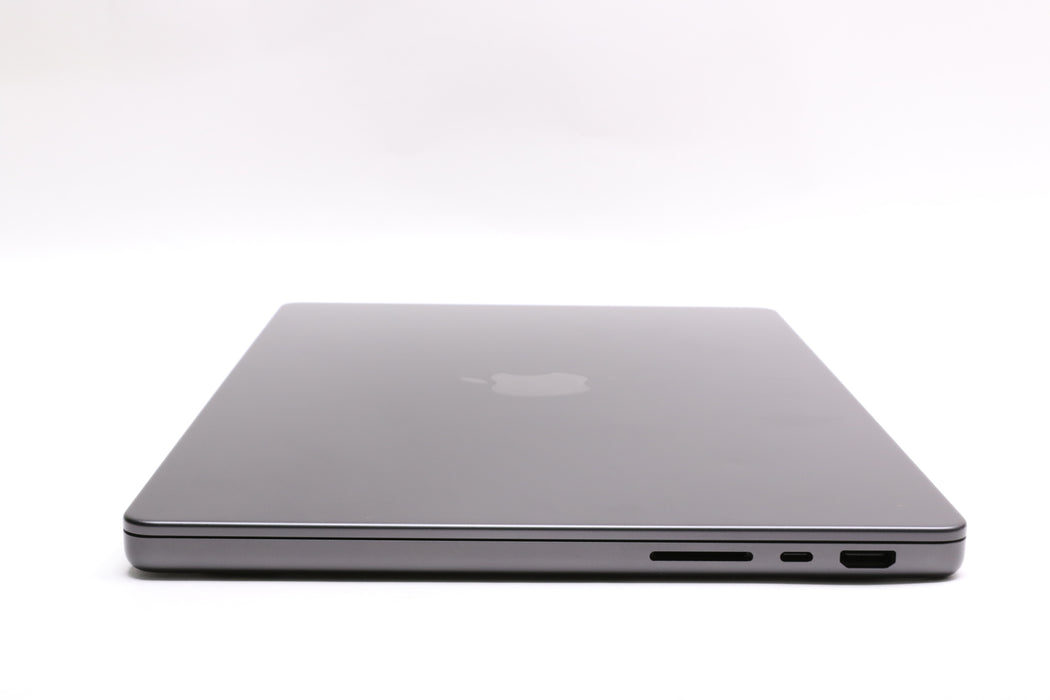 14" 2025, MacBook Pro, MDE04LL/A, Apple M5, 16GB, 512GB SSD, 10C, 100% Battery!