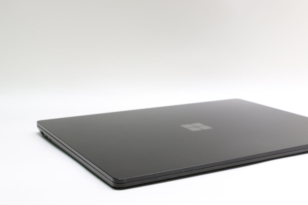 100%BATT 15" Microsoft Surface Laptop 5, i7-1265U, 32GB, 1TB SSD, Touchscreen