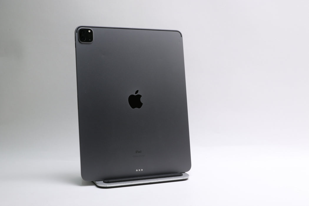 12.9" Apple iPad Pro M1, 5th Gen, 512GB, Wi-Fi, Space Gray, MHNK3LL/A w/ KB! — photo 4 of 13