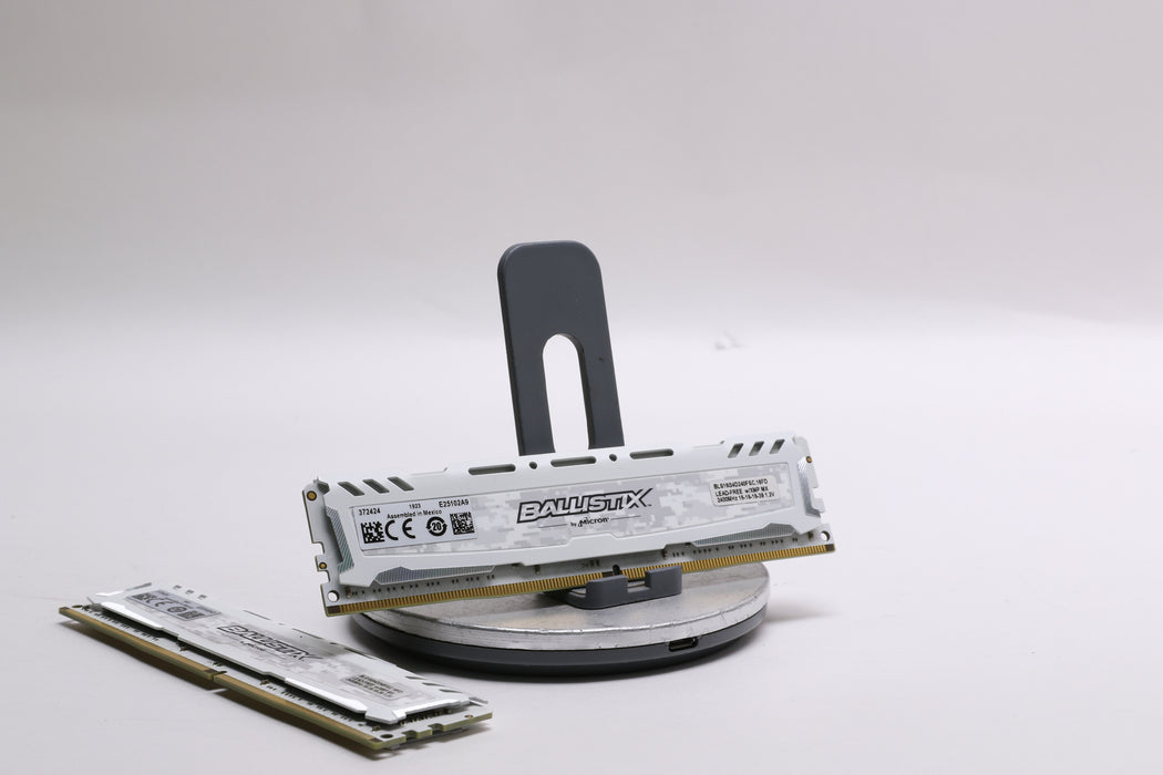 Micron Ballistix Sport LT 32GB (2x16GB) DDR4 2400MHz DIMM