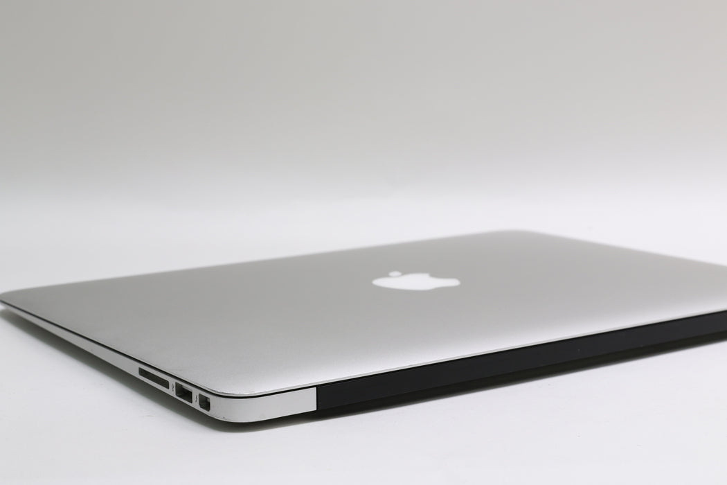 100%BATT 13" Mid 2012, MacBook Air, BTO, i7-3667U 2.00GHz, 8GB, 512GB SSD