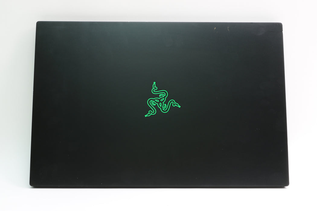 15.6" Razer Blade 15 Mid 2021 Rz09-0410, i7-11800H 2.30GHz, 16GB, 512GB, 3060