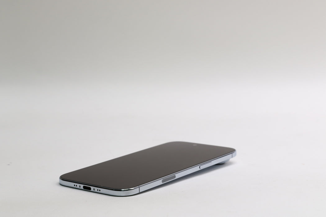 iPhone Air, 256GB, Unlocked, Sky Blue, MG1D4LL/A