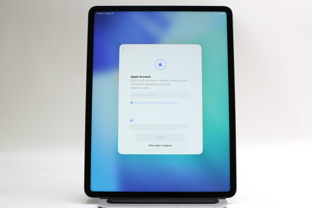 iPad Pro 12.9" M1, 5th Gen, 512GB, Wi-Fi Only, Space Gray, MHNK3LL/A w/ Magic Keyboard, 2nd Gen Apple Pencil