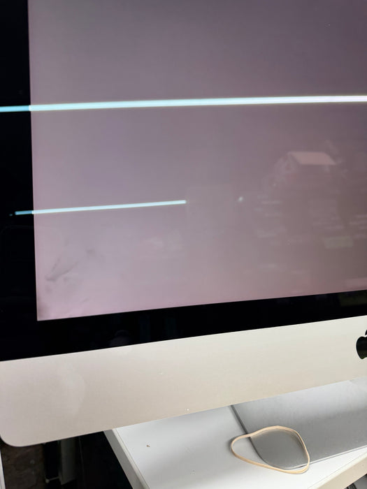 27" 2020, iMac, MXWV2LL/A, i7-10700K, 8GB, 512GB SSD — photo 2 of 5