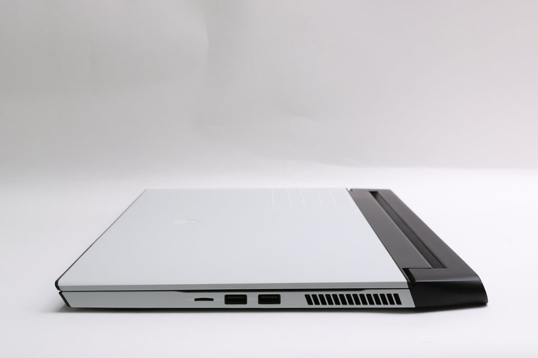 15" Alienware m15 R3 P87F, i7-10875H, 32GB, 512GB SSD, RTX 2070