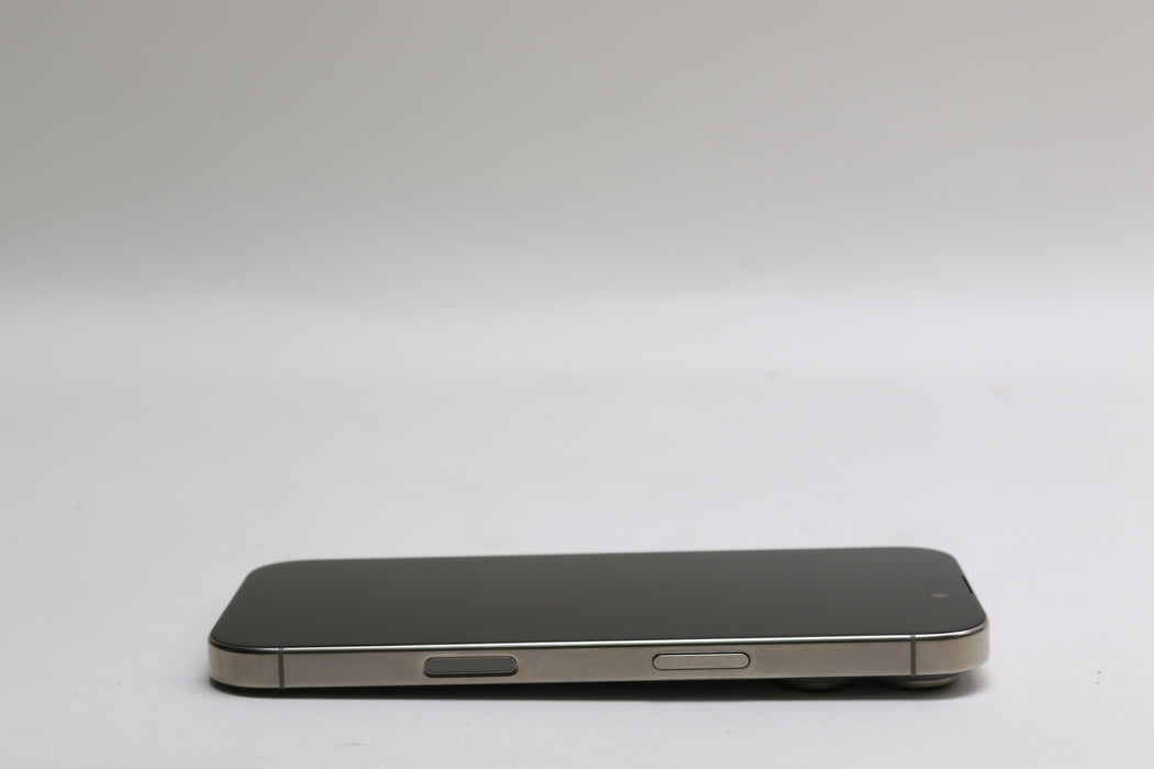 iPhone 16 Pro, 256GB, Unlocked, Natural Titanium, MYMK3LL/A